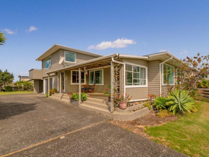 Hosts On The Coast View To Mercury Whitianga Exterior foto